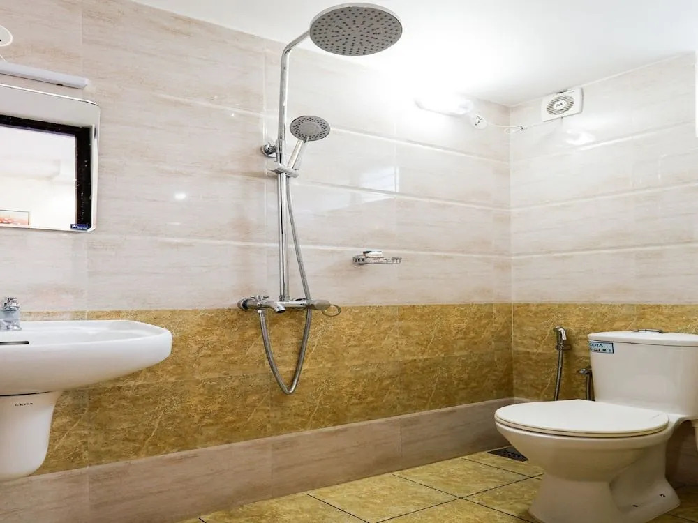 OYO 62647 Hotel Suites 9