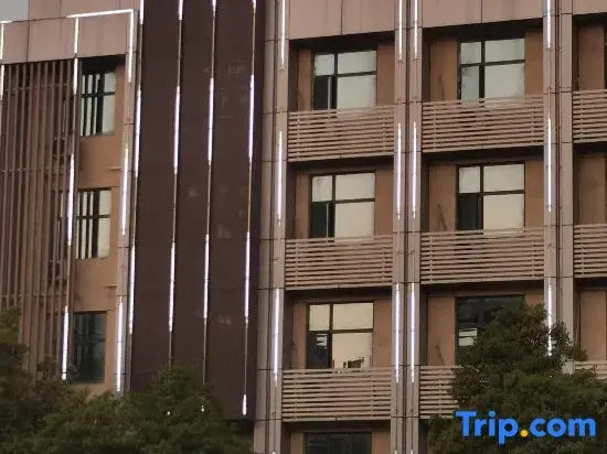 Xinfeng Orange Source Hotel