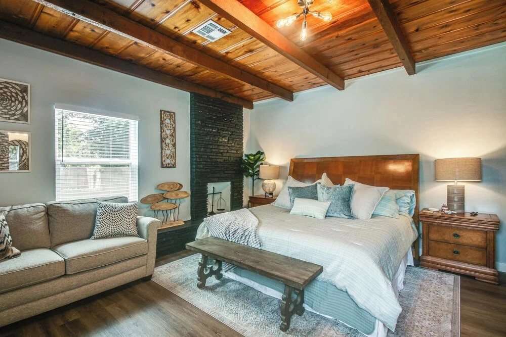 2 Mi to OKC Fairgrounds: Pet-friendly Home w/ Yard