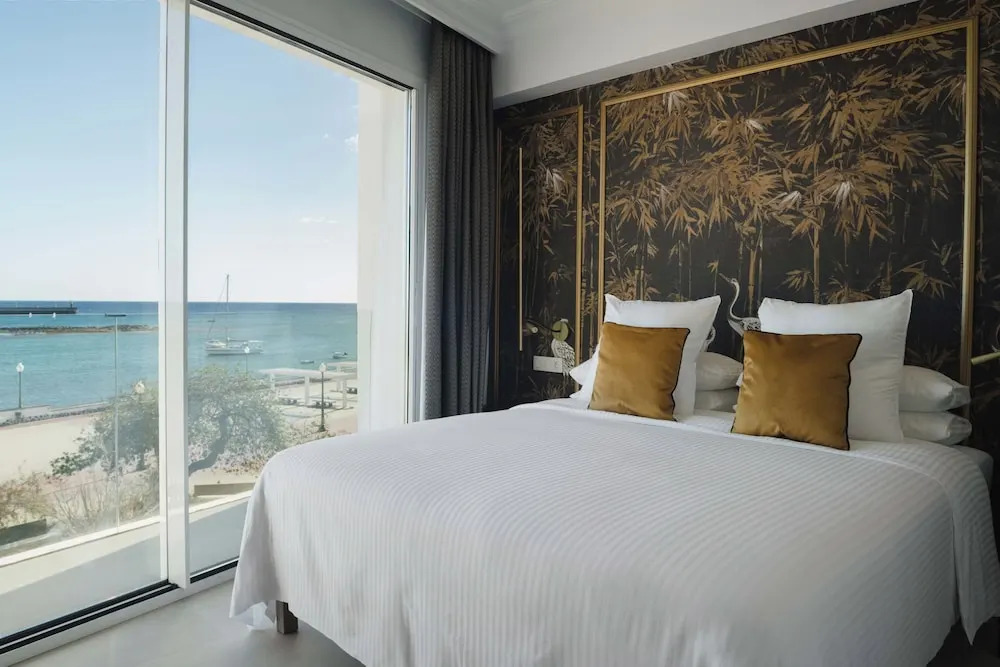 Blue Marina Suites Boutique Apartments