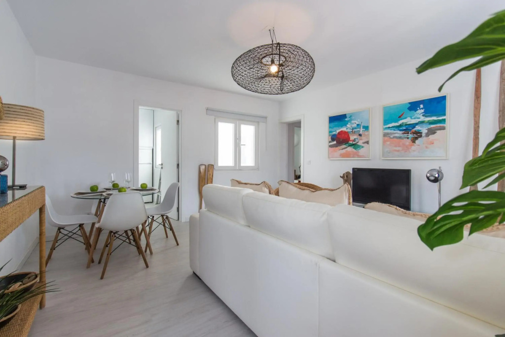 Beach and Mountain Apartment Lisboa / Sesimbra