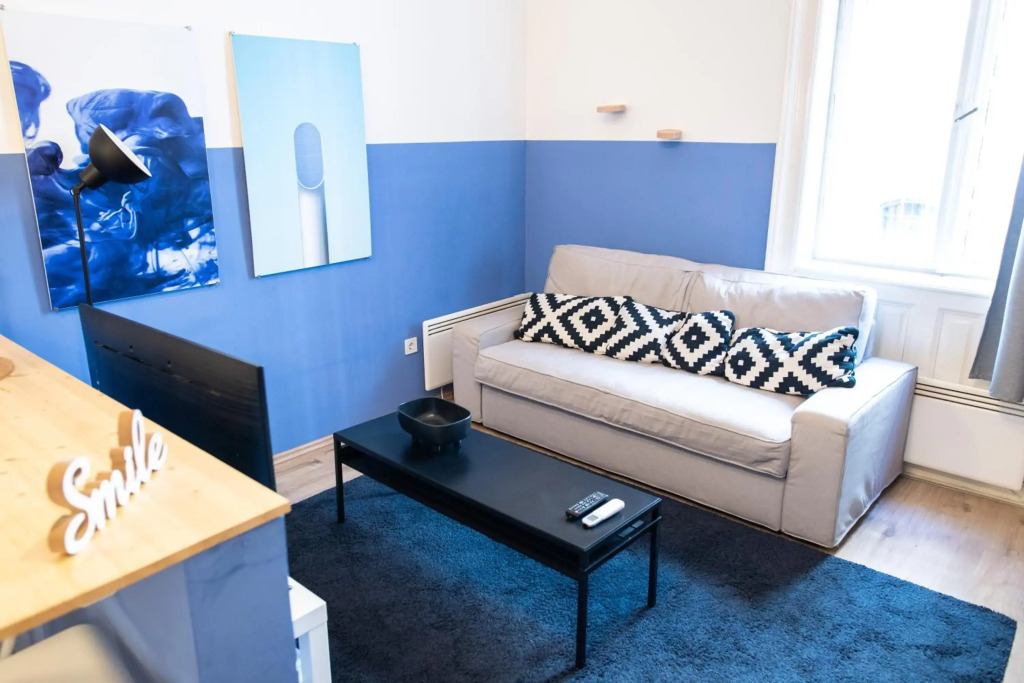 Cosy Studio In Central Party District.