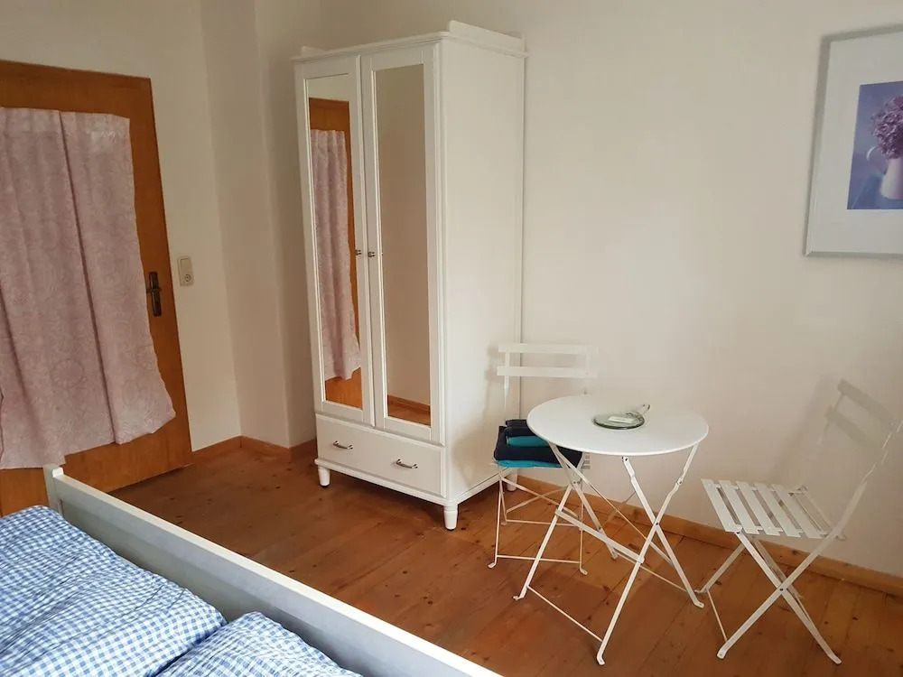 Martinas Place Bed & Breakfast