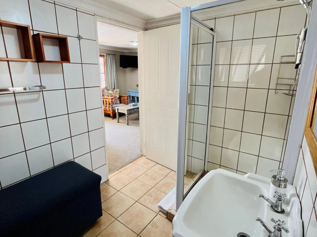 Longtom Farm Guesthouse