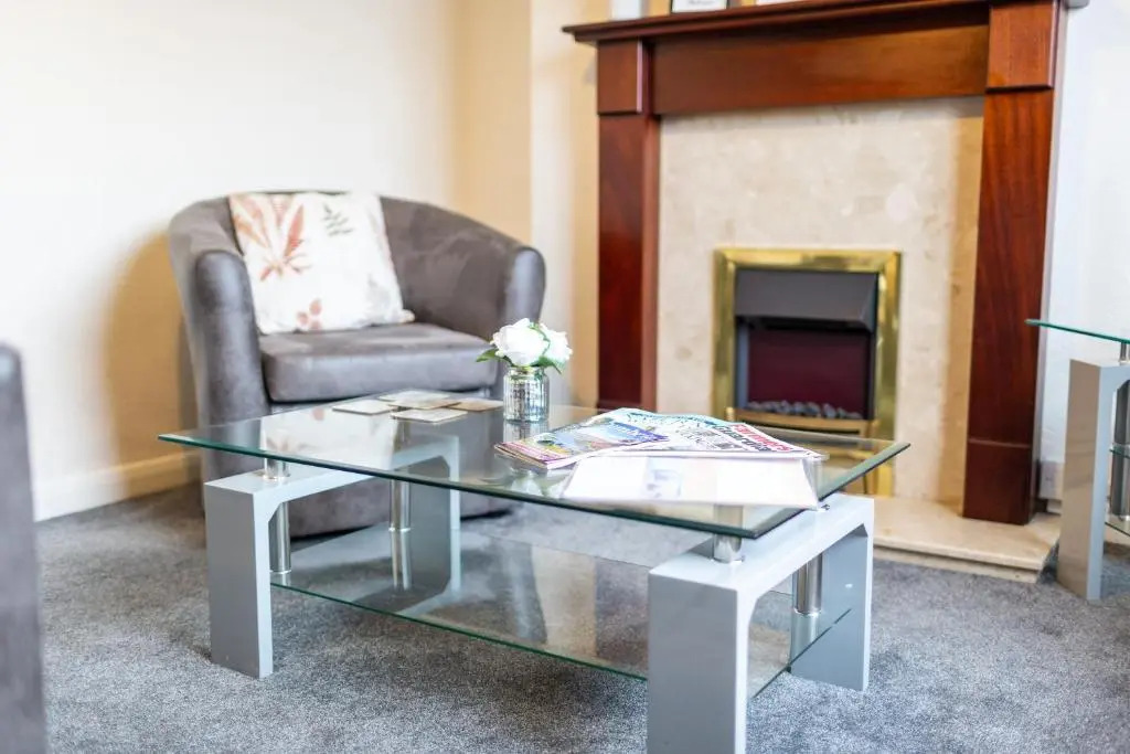 Adrian House, Near Hospital, Easy Parking + Garden