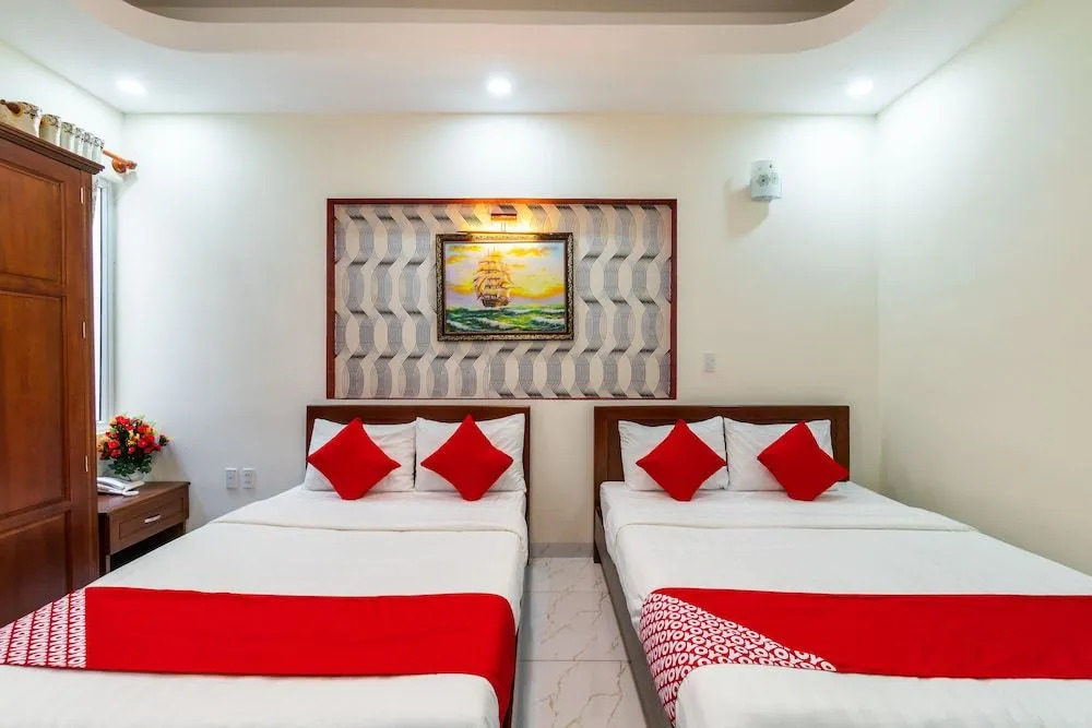 Oyo 222 Queen Hotel