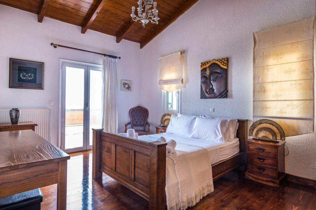 Villa Niriides