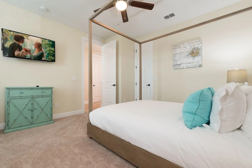 Luxury Disney Dreams Pool Spa Game Room 6 Bedroom Home by RedAwning