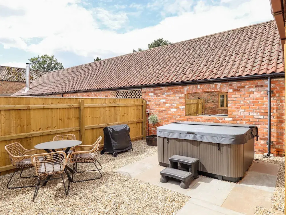 The Grange Cottage 2