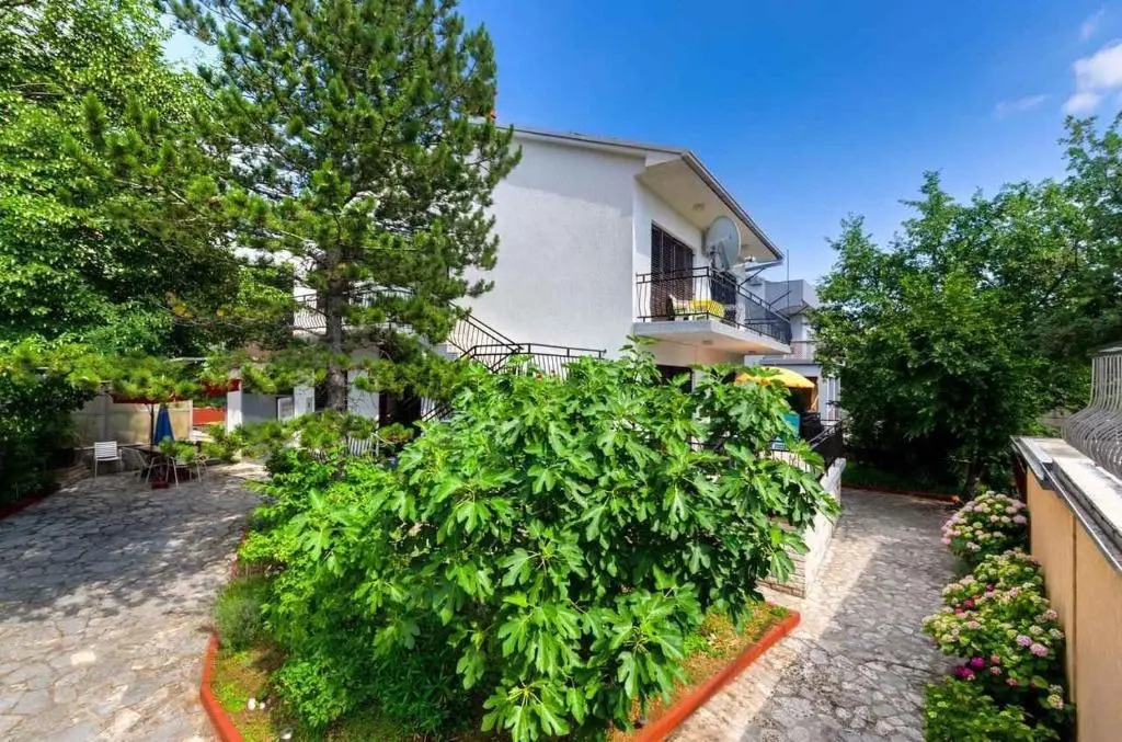 Apartment in Jadranovo 39395