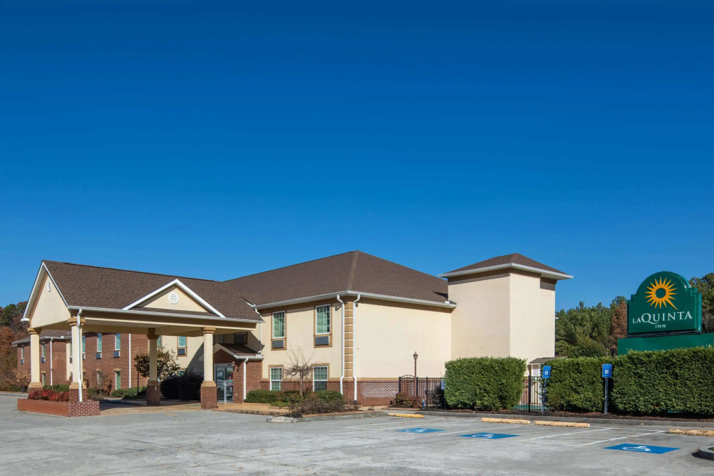 La Quinta Inn by Wyndham Calhoun South I-75