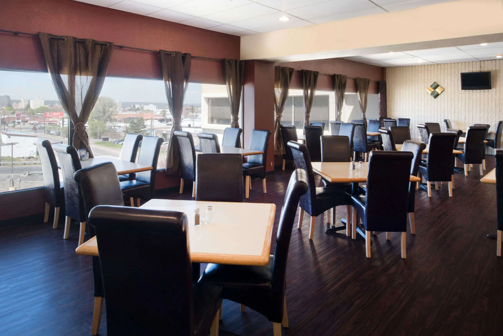 Ramada by Wyndham Downtown Spokane