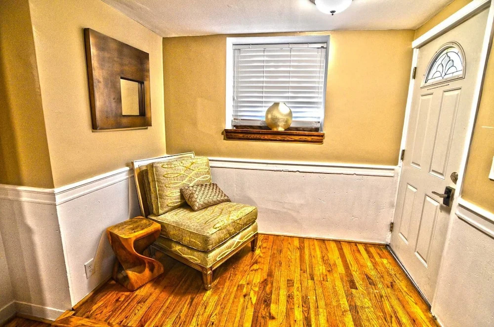1717 Northwest Apartment #1030 - 2 Br Apts