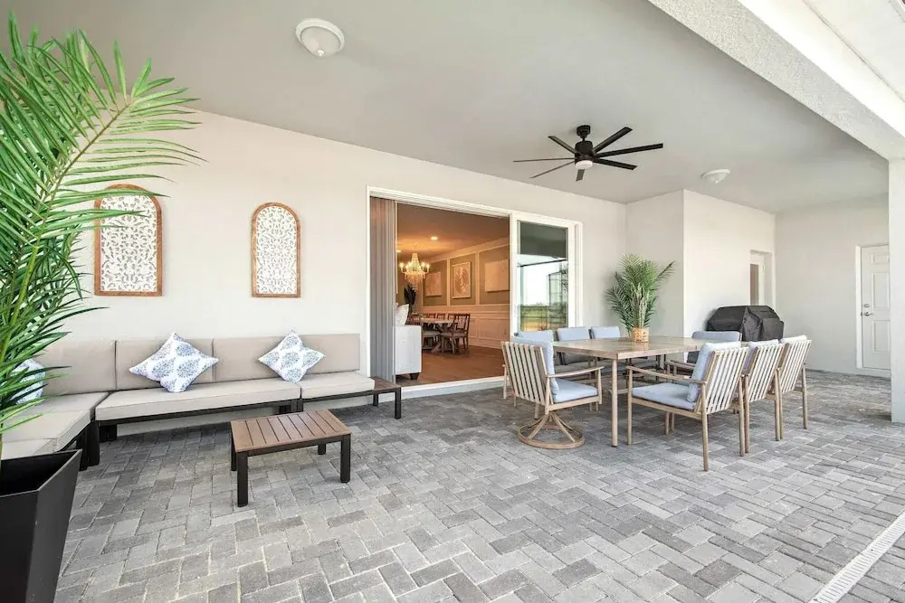 Bright & Spacious 7BR Pool Villa w/ Game Loft | New Windsor Cay Resort near Disney