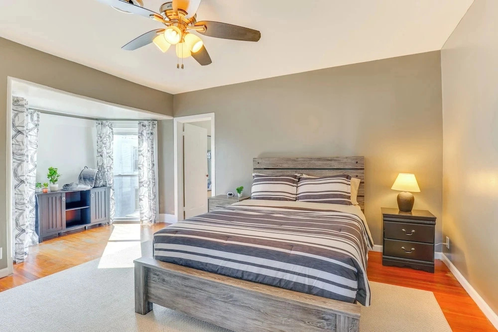 Walkable 2-unit Home Near Dtwn Seneca Falls
