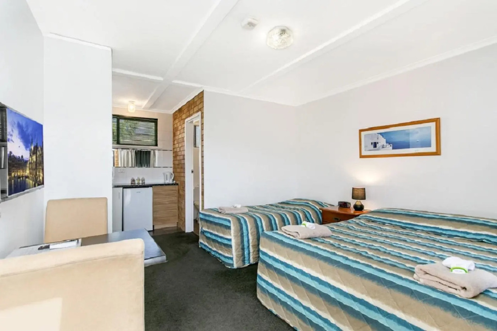 Ocean Crest Motel