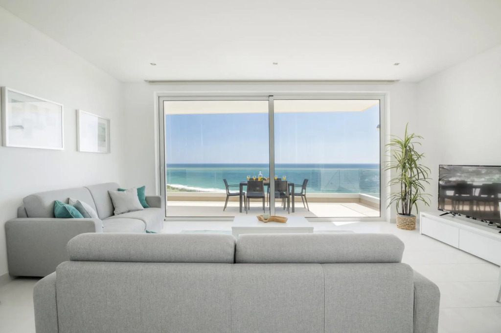 5 Beach View Apartment in Porto de Mos 150 metres from the beach!