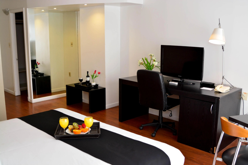 Pocitos Plaza Hotel