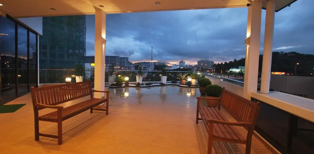 Oceania Hotel