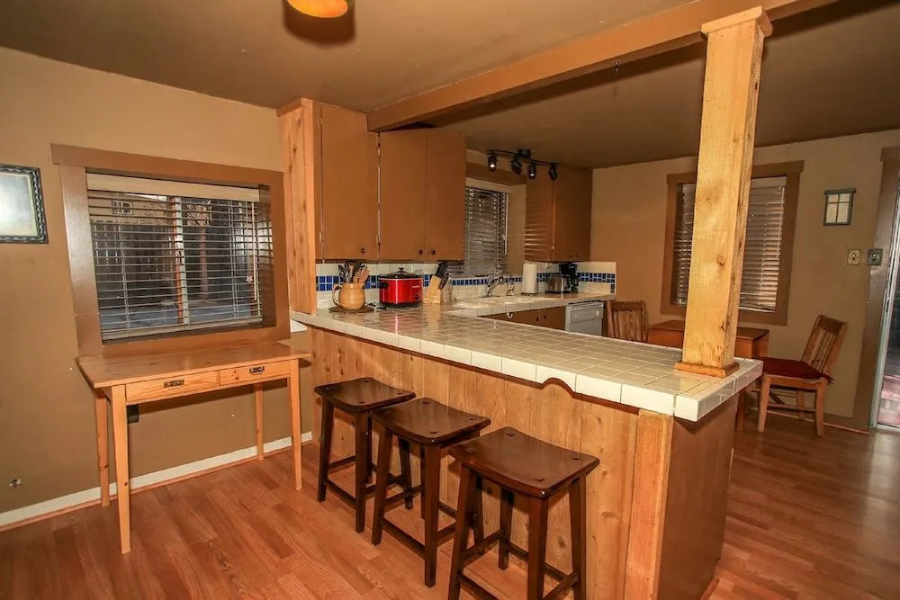 Bravo Big Bear Lodge One