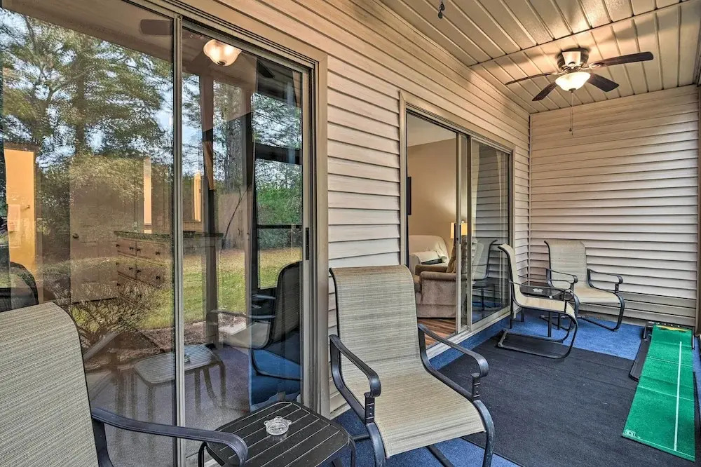 True Blue Golf Resort Condo - 3 Mi to Beach!