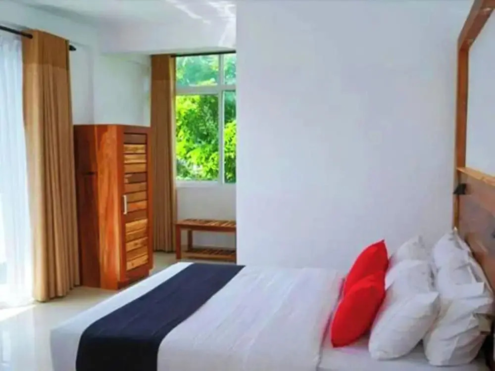 Kandy Grand Ocacia