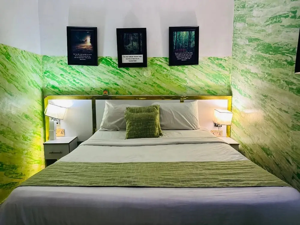 The Autograph Basics Hotel