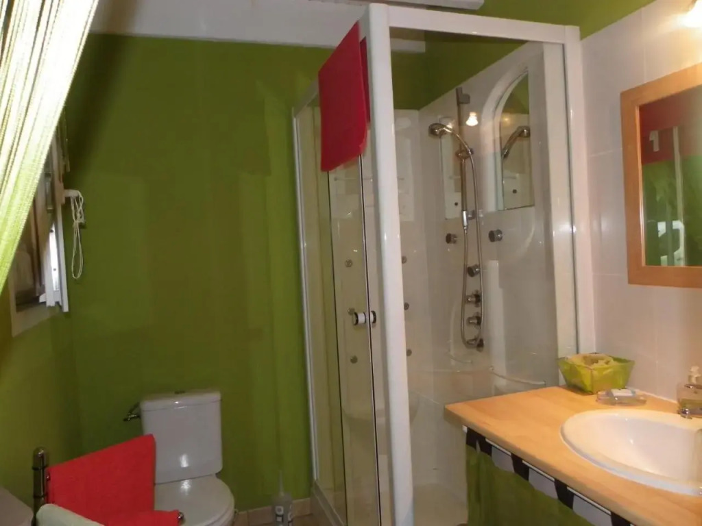 Gîte cosy, sur jardin, terrasse privée, parking au calme en rdc