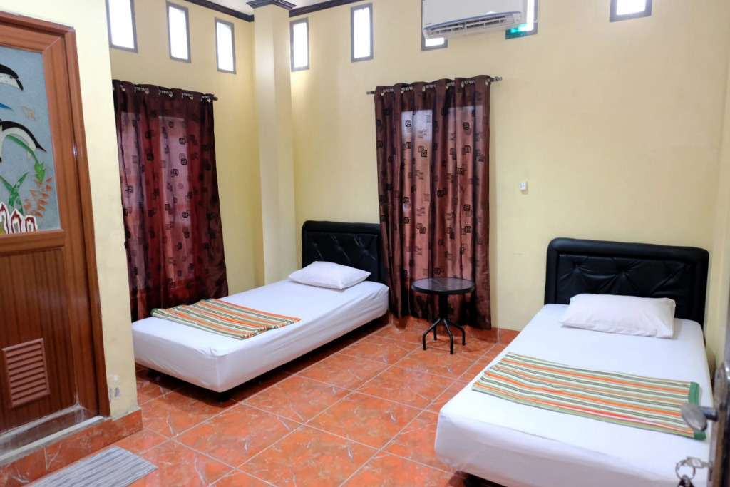 Hotel Puri Lembang near Universitas Sulawesi Barat Majene