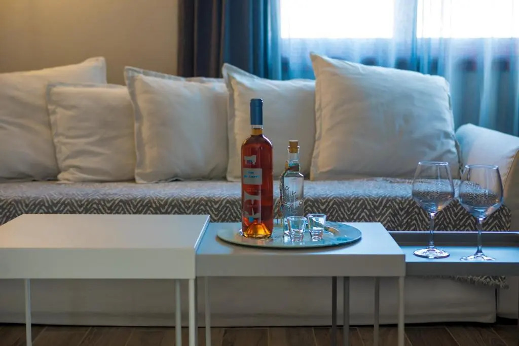 Avra Apartments