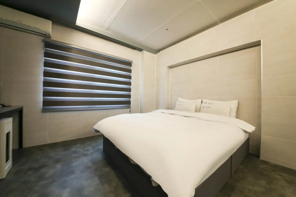 Pandora Hotel