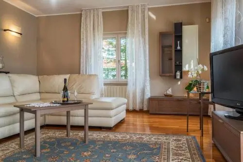 Apartment Majoran