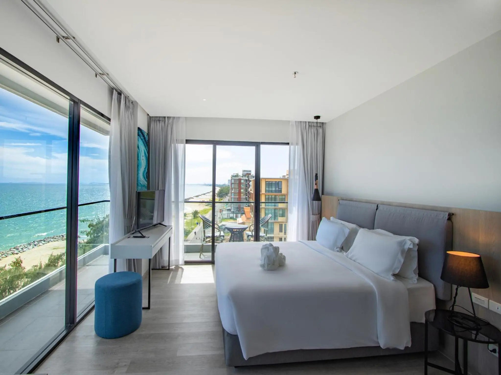 Fortune Saeng Chan Beach Hotel Rayong - SHA Plus