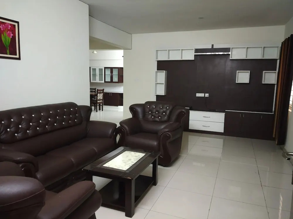 FabHotel The Prime
