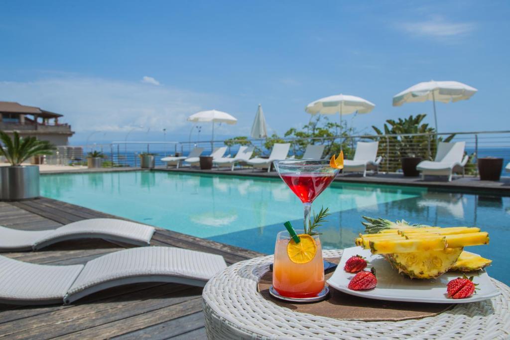 Main Palace Hotel