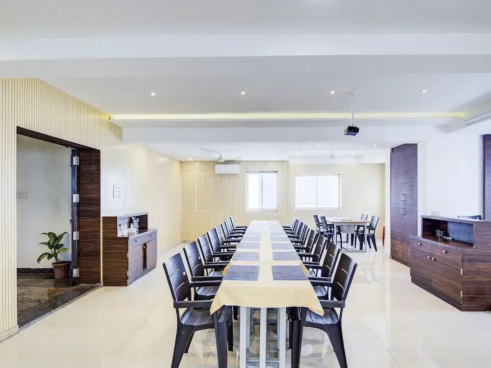 Itsy Hotel New Retreat Main Market Mahabaleshwar