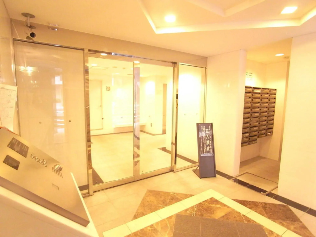 Palace Studio Ginza Itchome
