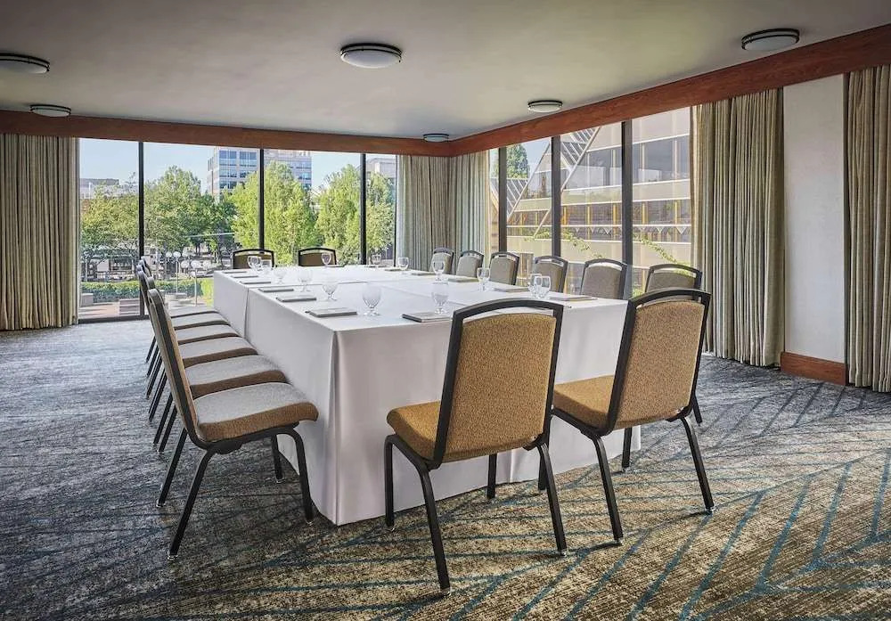 Hilton Eugene