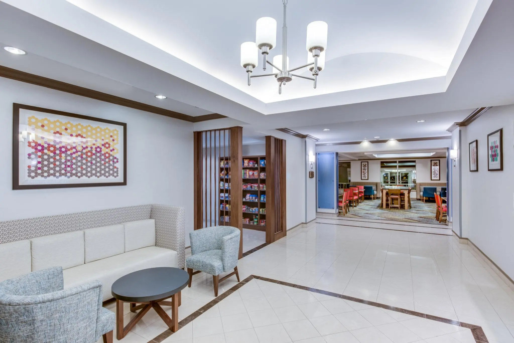 Holiday Inn Express Hotel & Suites Bethlehem by IHG