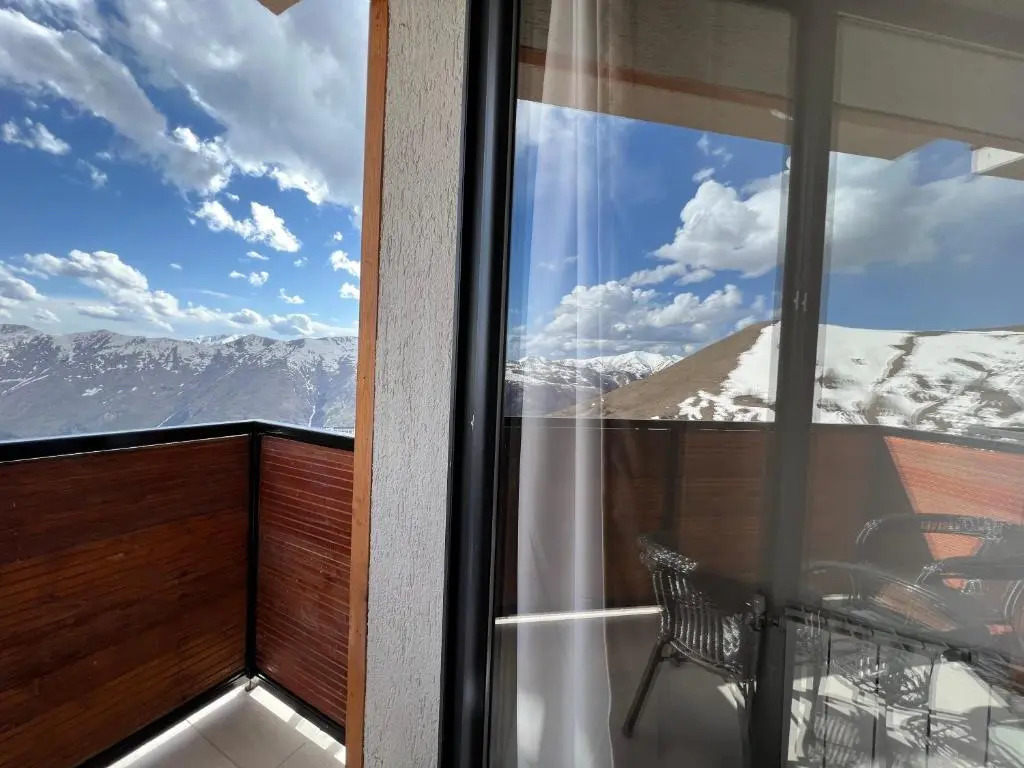 Twins #144 New Gudauri with Mountain View