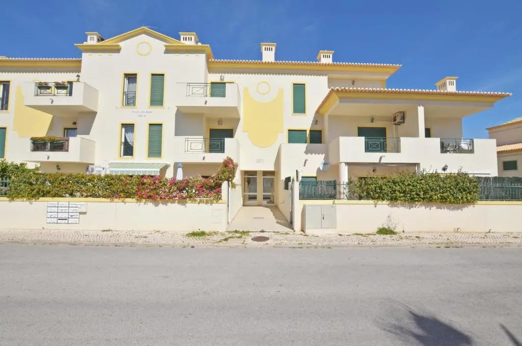 Apartamento Rua do Lago 88