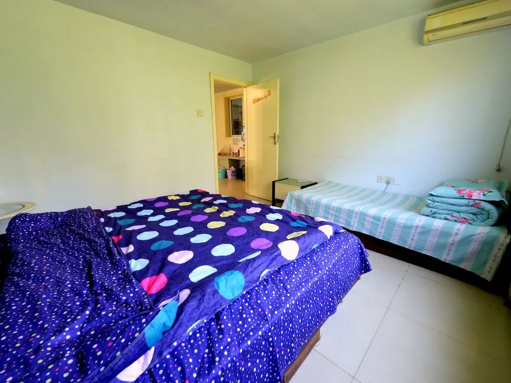 First Met Hostel