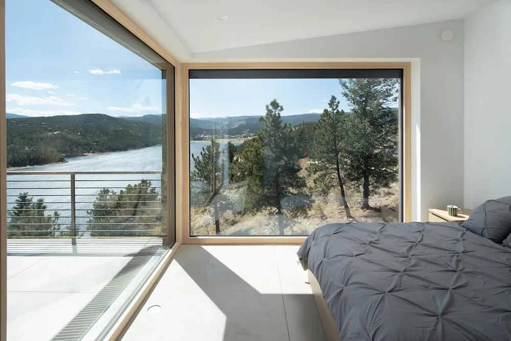 Timberline Haus 3 Bedroom Home by RedAwning