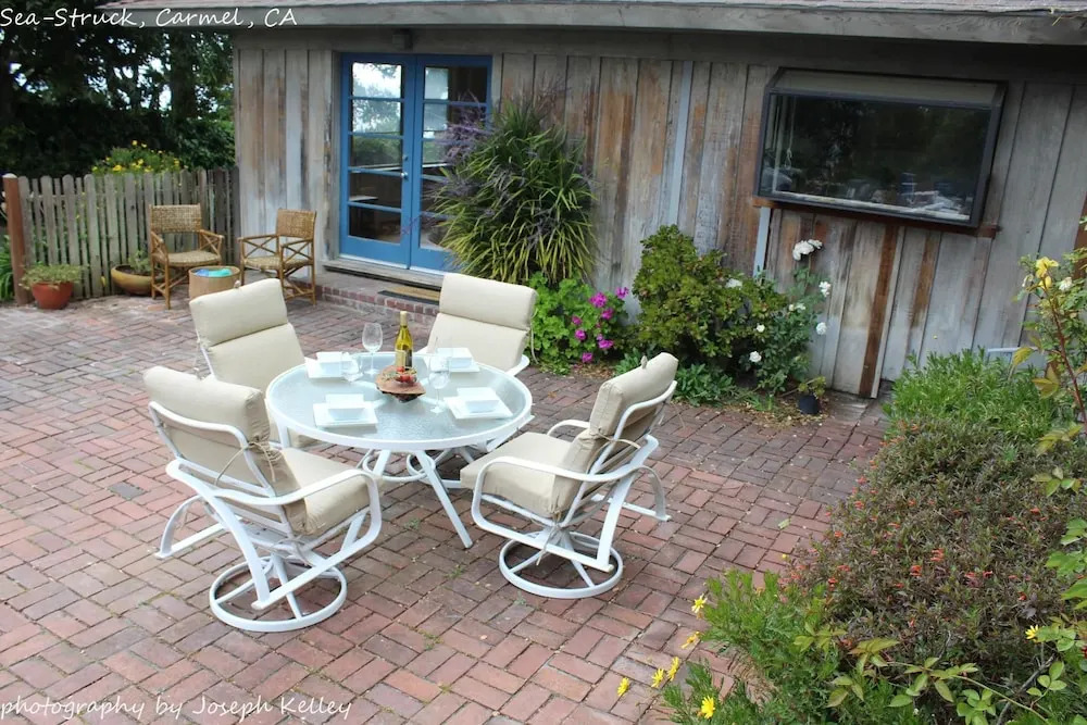Stunning Ocean Views, Close to Golf, Wine Tasting, Shops, Beach, Aquarium Passes Available!