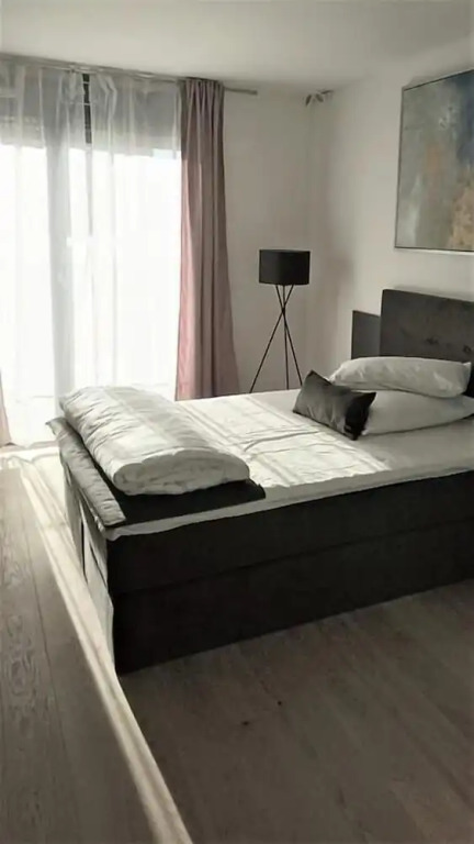 HAUS7