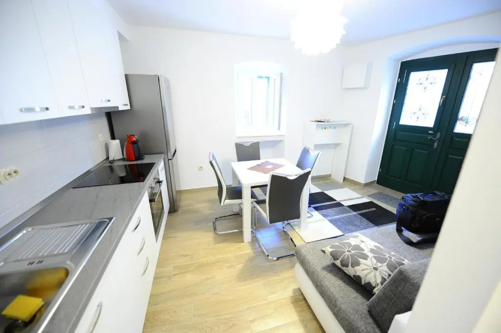 The Star Apartment