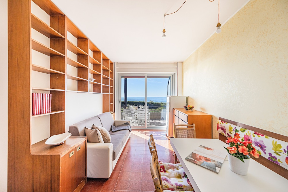 La Brise Apartment by Wonderful Italy