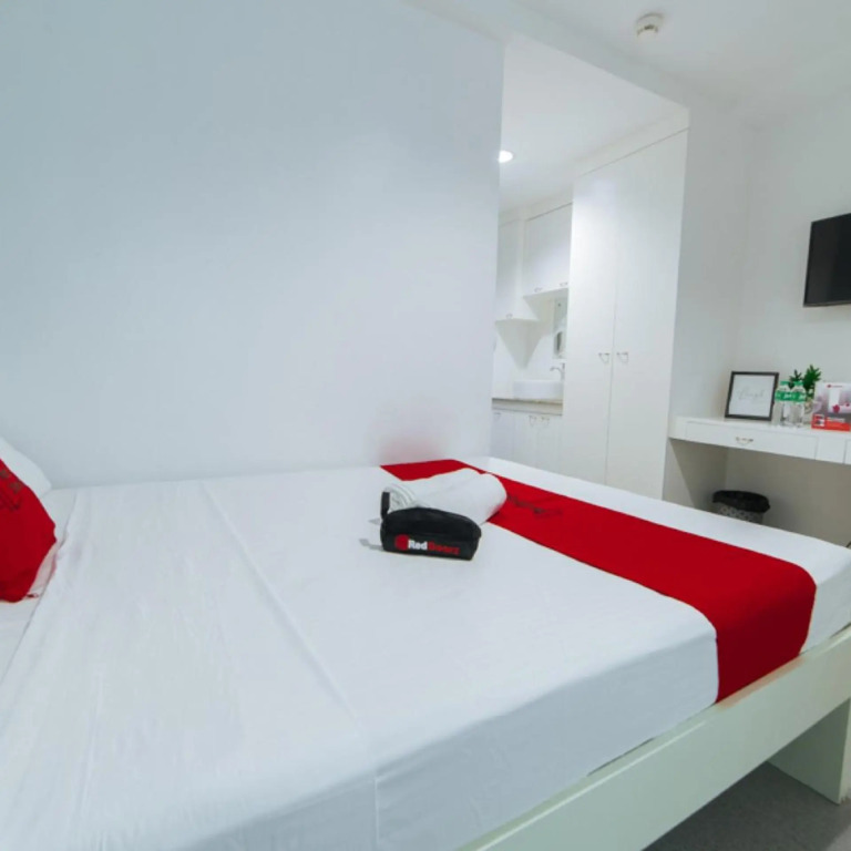 RedDoorz Plus @ Roxas Street Davao