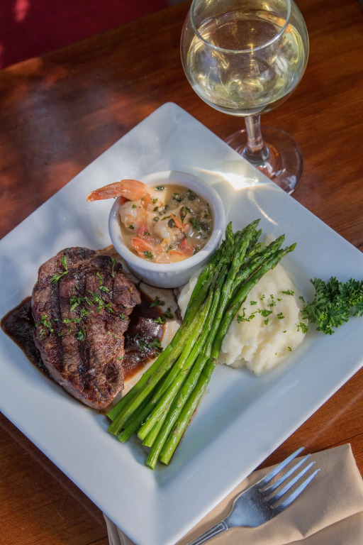 Cambria Pines Lodge