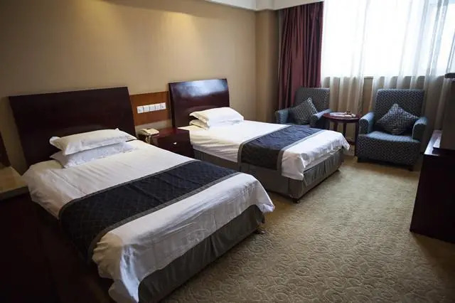 New Xilai Hotel
